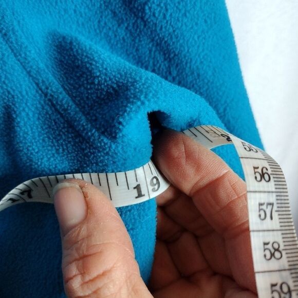 Girls North Face jacket - Picture 7 of 8